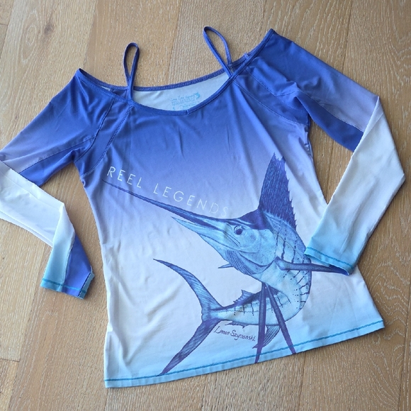 Reel Legends Women's Gradient Blue Marlin Blouse - Picture 1 of 8